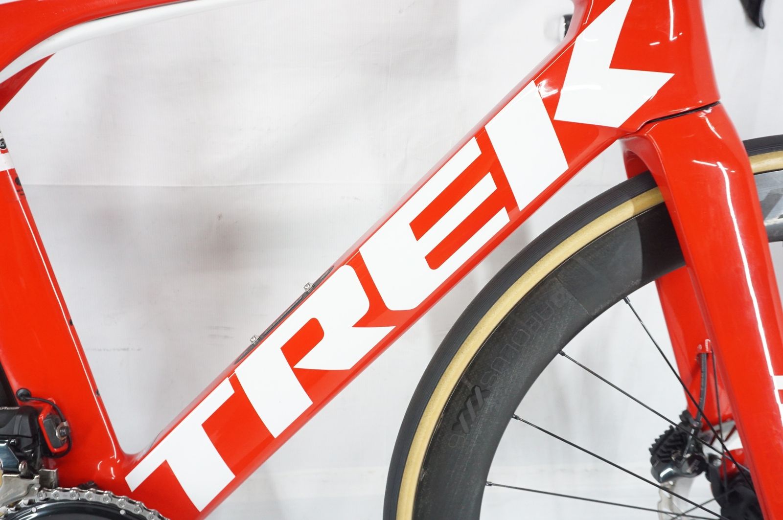 TREK 「トレック」 MADONE SLR 9 DISC 2019年モデル ロードバイク