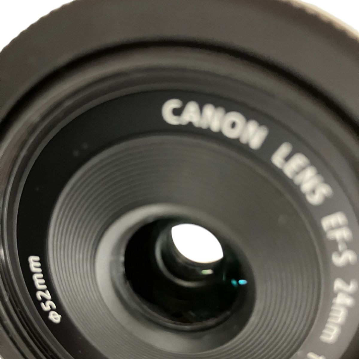 Canon EFS 24 mm F 2 8 STM 単焦点 パンケーキ レンズ カメラ用品