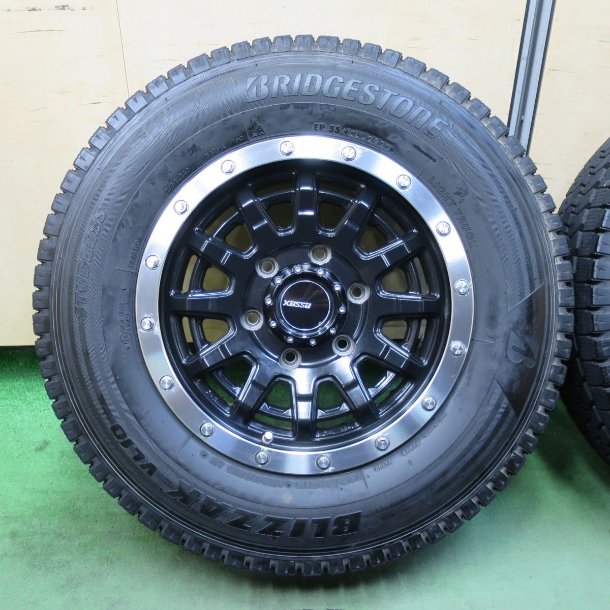 バリ溝 23年 9 5分 スタッドレス ESSEX エセックス EX 15 195 80 R 107 105 N ブリヂストン ブリザック VL 10 PCD 139 7 6 H ス