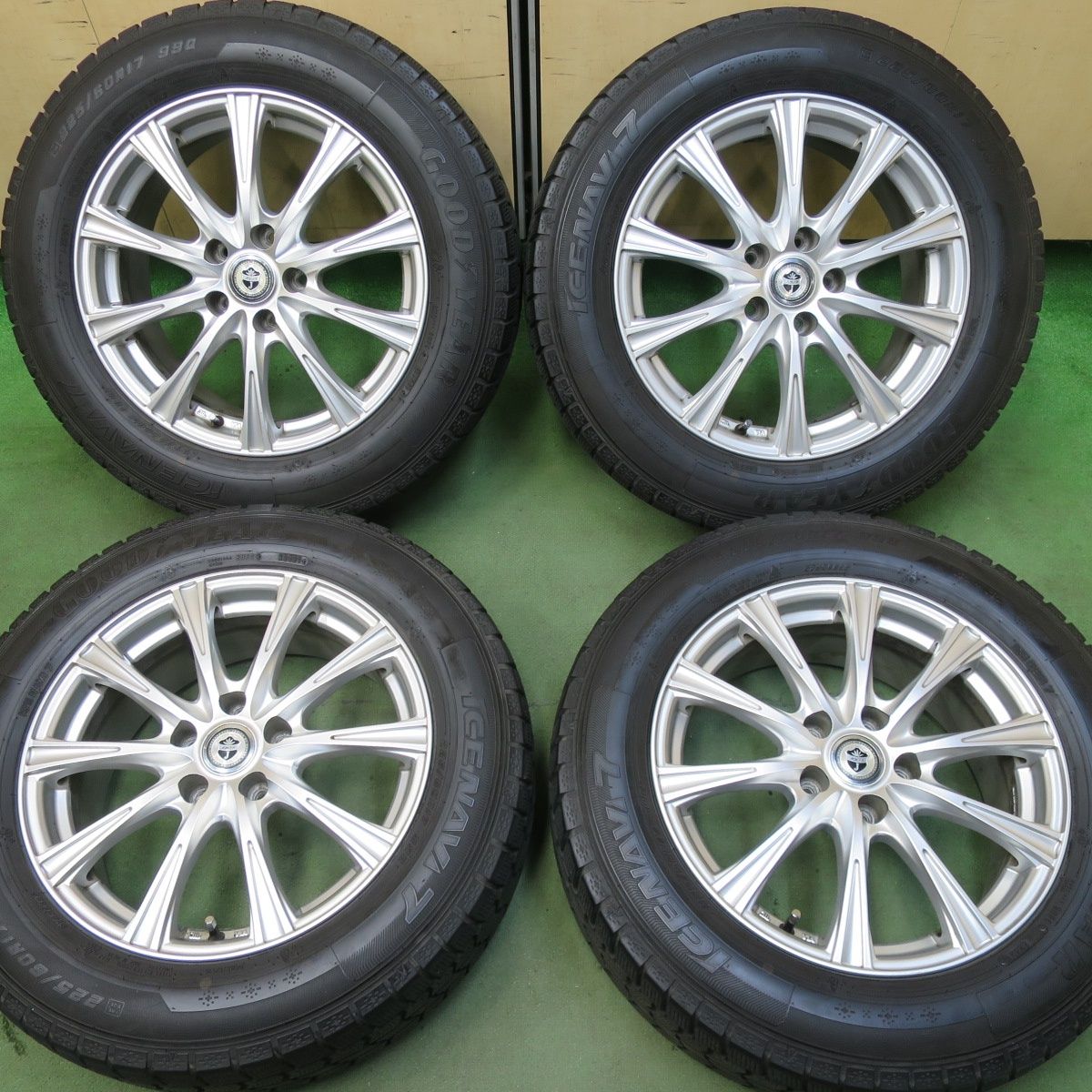 バリ溝！21年！キレイ！8.5分☆スタッドレス 225/60R17 グッドイヤー
