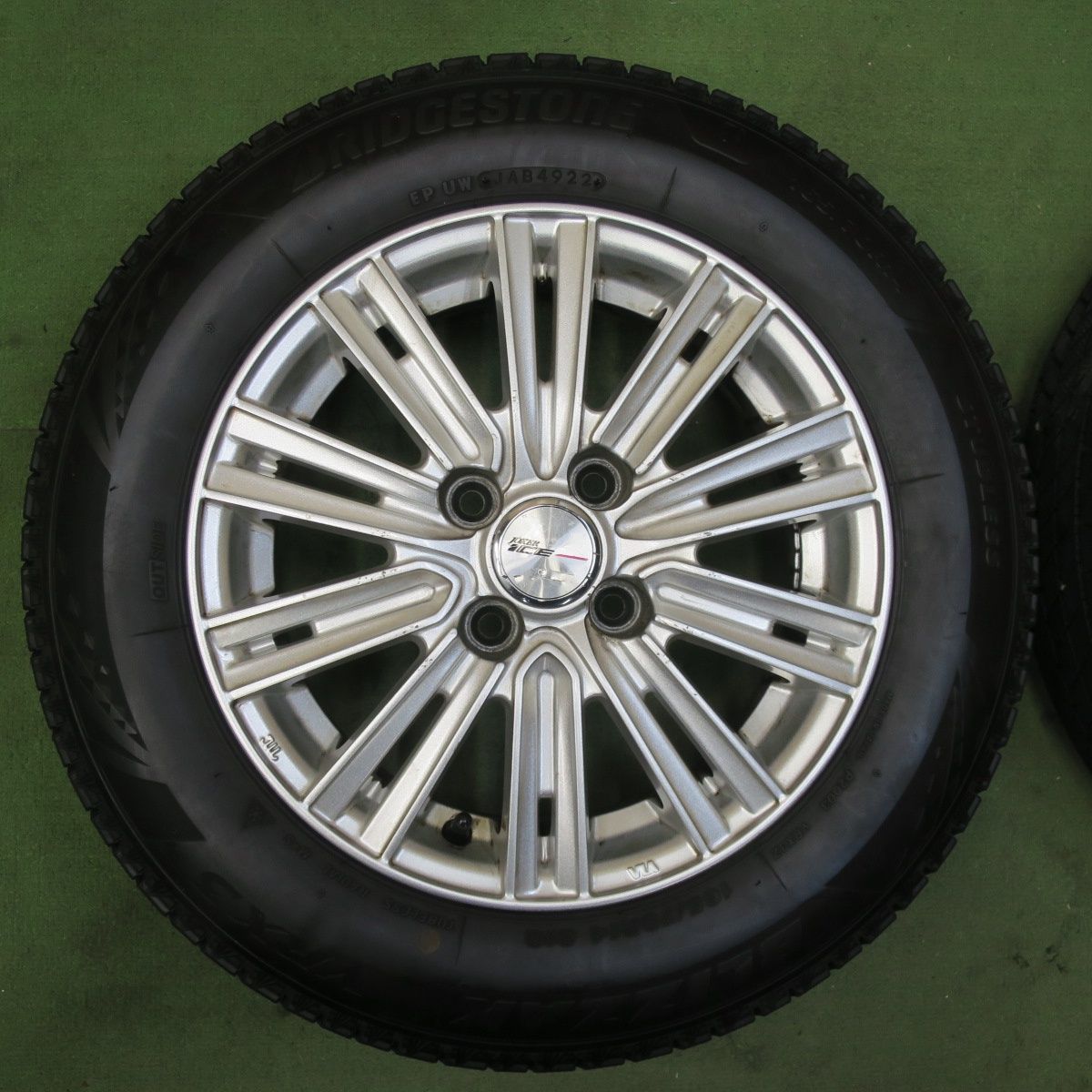  バリ溝 22年 9分 スタッドレス 165 70 R 14 ブリヂストン ブリザック VRX 3 JOKER ICE ジョーカー アイス 14インチ PCD 100 4 H ス 14インチ タイヤ ホイールセット