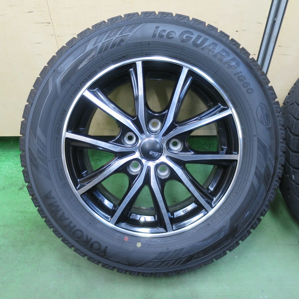 バリ溝 22年 キレイ 9分 スタッドレス 195 65 R 15 ヨコハマ アイスガード iG 60 SPORT KRONE スポルト クローネ 15インチ PCD 114 3 5 H ス