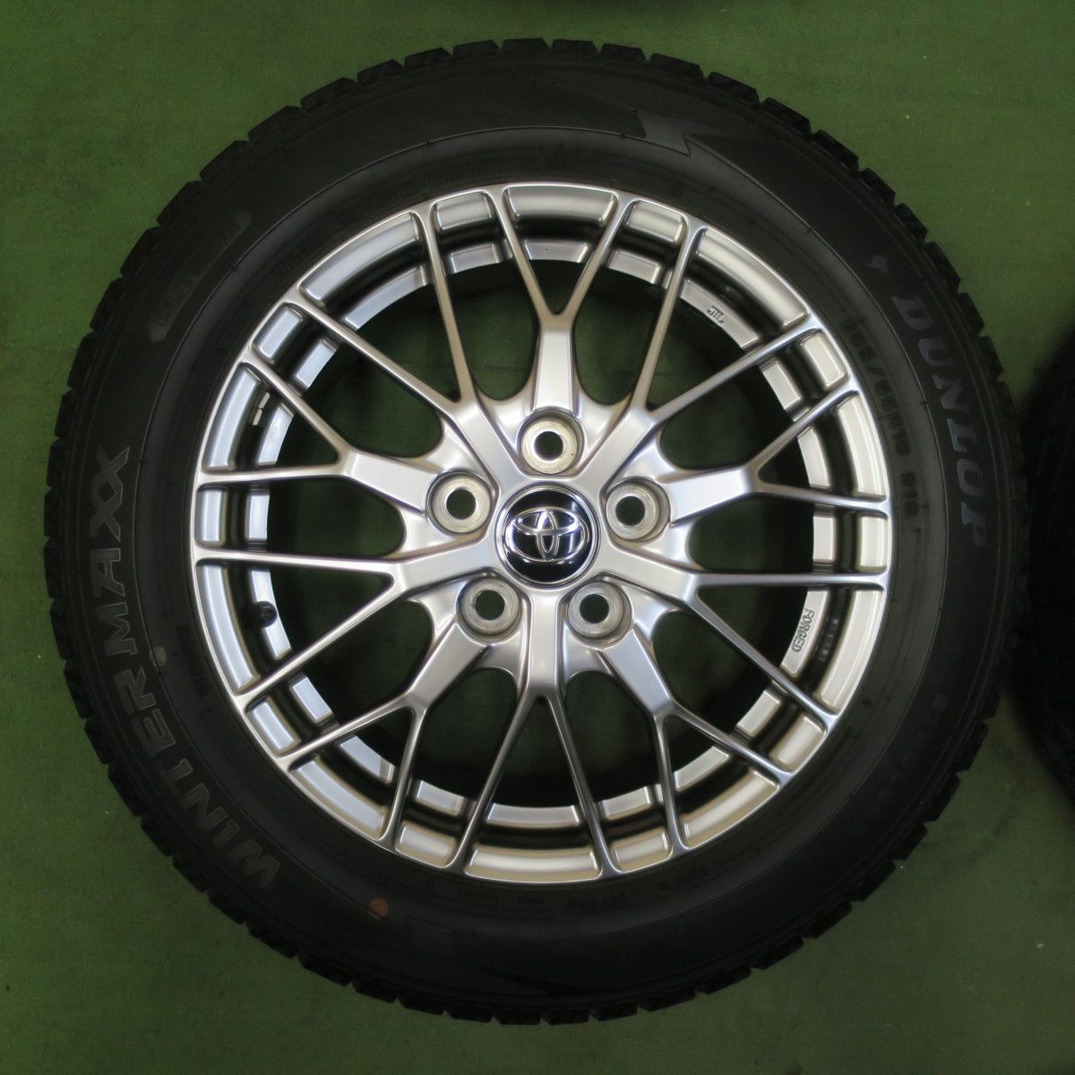 トヨタ純正BBS 16インチ ホイールセット 205/55R16スタッドレス トヨタ純正BBS 16インチ ホイールセット 205/55R16スタッドレス トヨタ