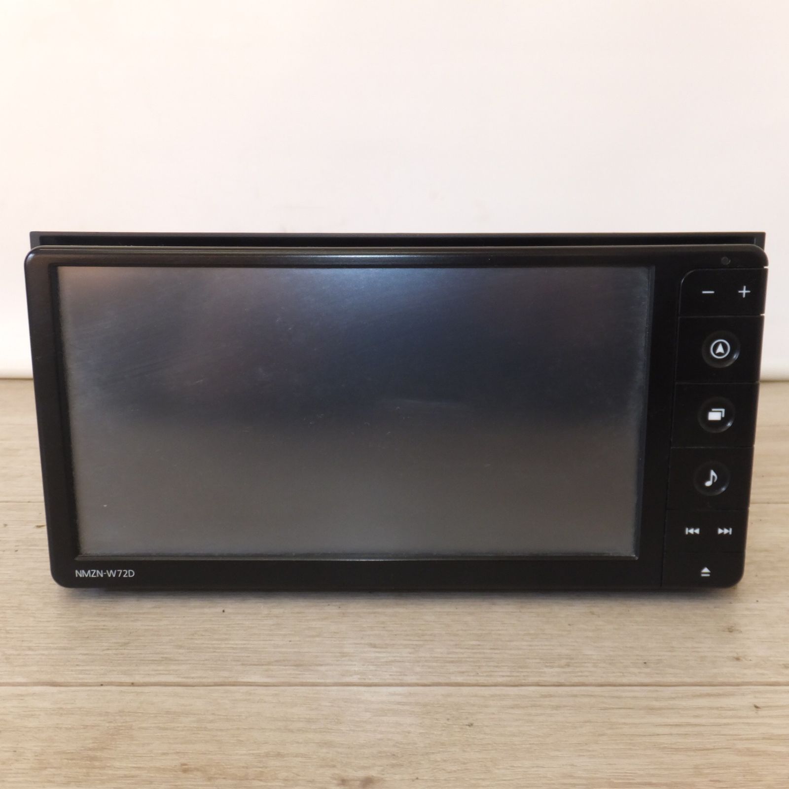 パナソニック製 ダイハツ ワイド メモリーナビ NMZN W 72 D 08545 K 9157 5