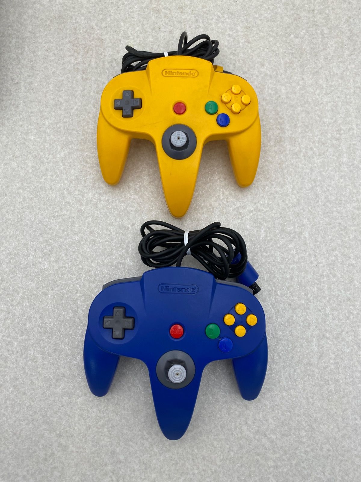 ニンテンドー64 本体 コントローラー4点 - メルカリ