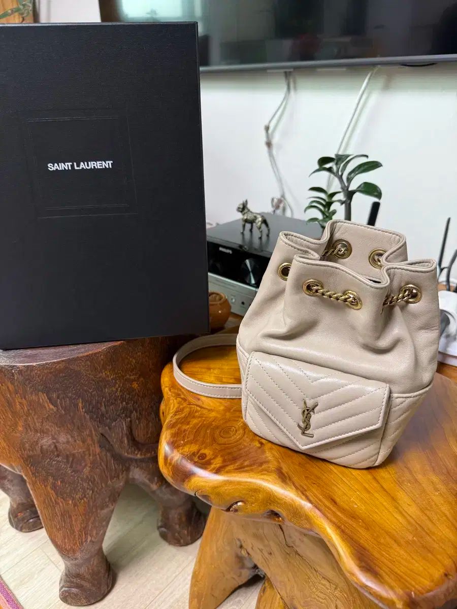 Saint Laurent サンローラン 迷ミニ バケットバッグ