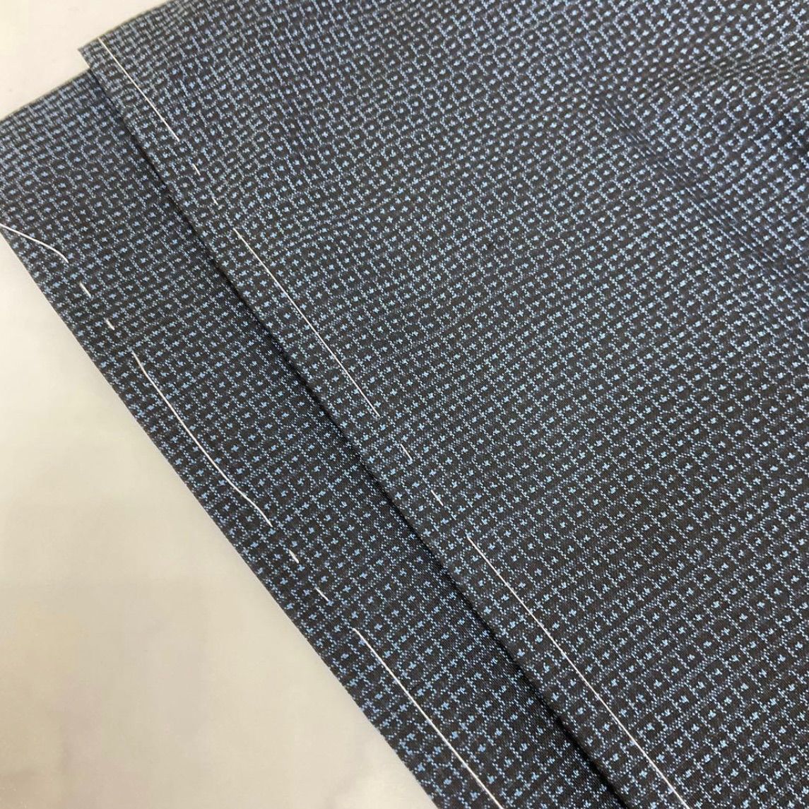 one⬛️男前屋⬛️ 同然⬛️男長羽織⬛️本場奄美大島紬⬛️大島紬⬛️泥藍染⬛️亀甲⬛️仕付け糸付き⬛️袷⬛️裄72