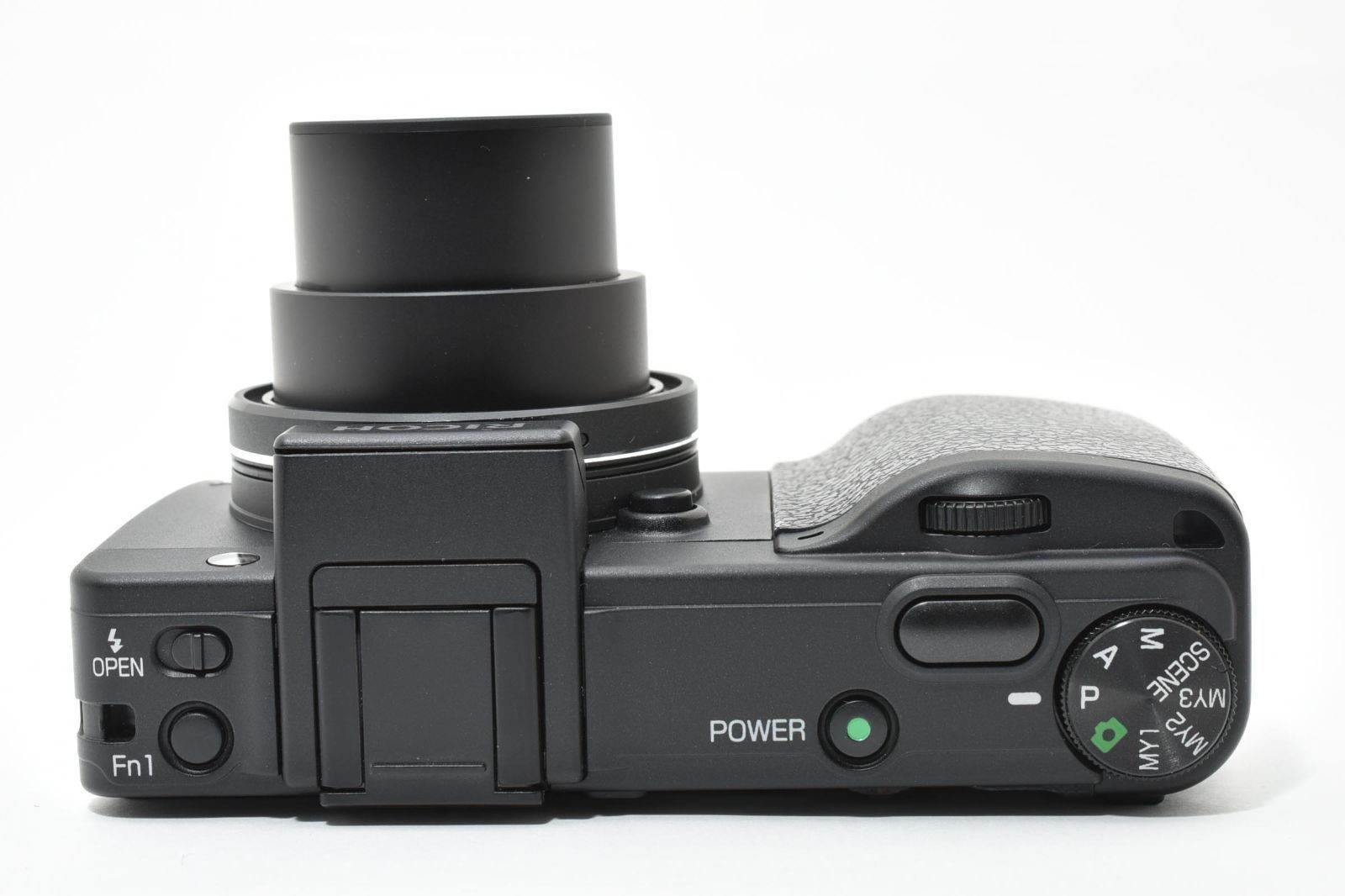 良品】RICOH リコー GX200 シャッター数113回 使用感少なめ - メルカリ