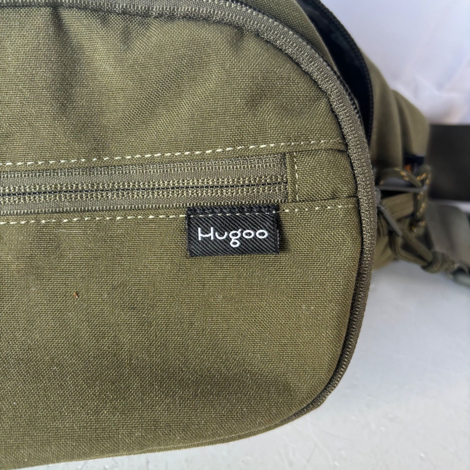 Hugoo ハグー ヒップシート カーキ 新品 【公式通販】