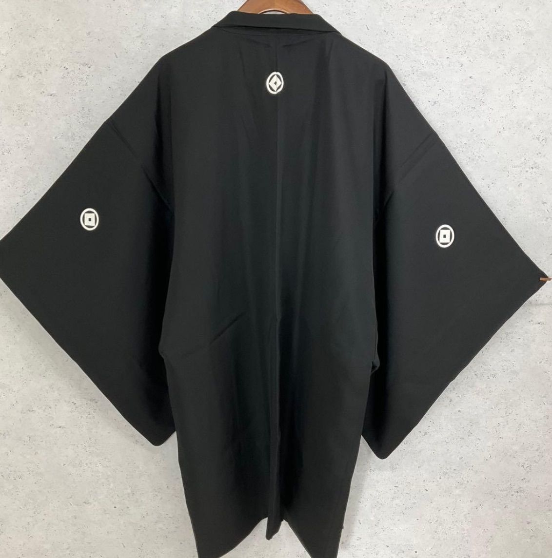 ⬛️kimono one⬛️男前屋⬛️男長羽織⬛️男黒紋付⬛️上質な羽二重正絹⬛️五つ紋⬛️裄69