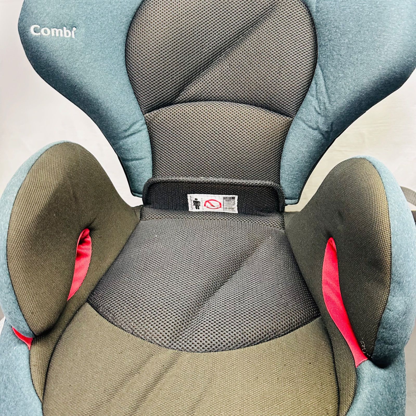Combi コンビ ジュニアシートジョイキッズムーバー - メルカリ