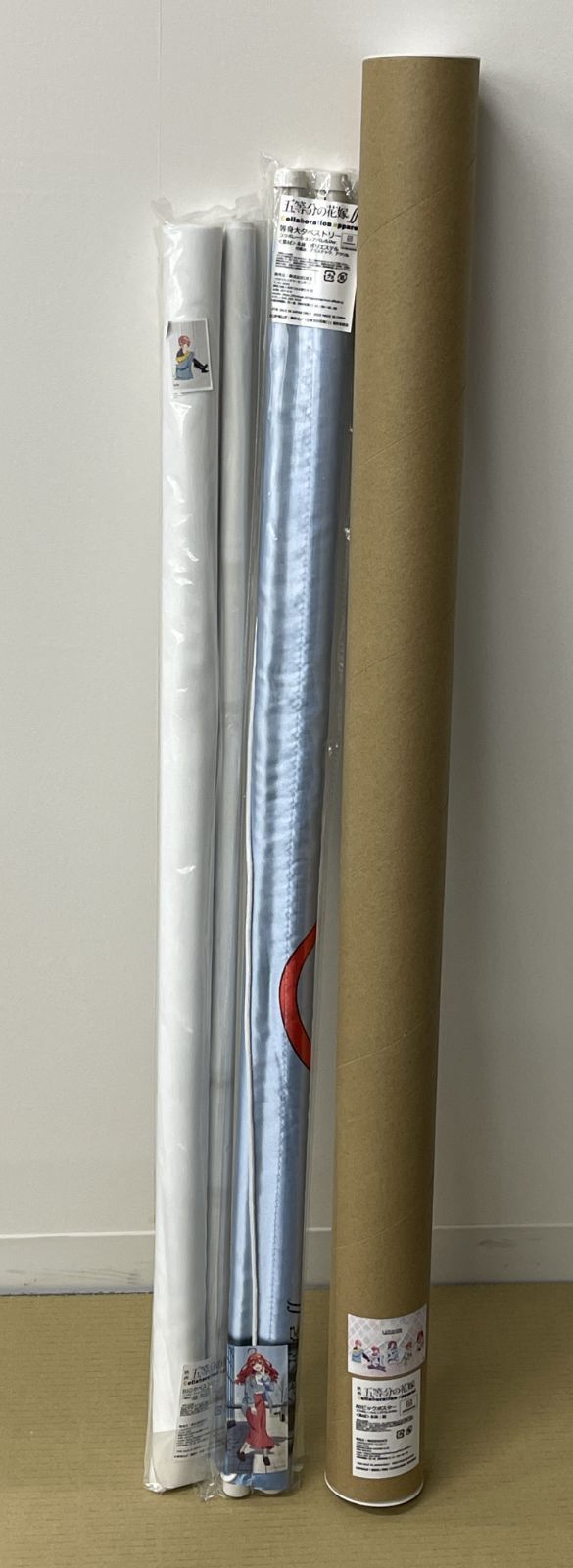 映画 五等分の花嫁 コラボレーションアパレルVer. A 0ビッグポスター ＆ タペストリー ２種