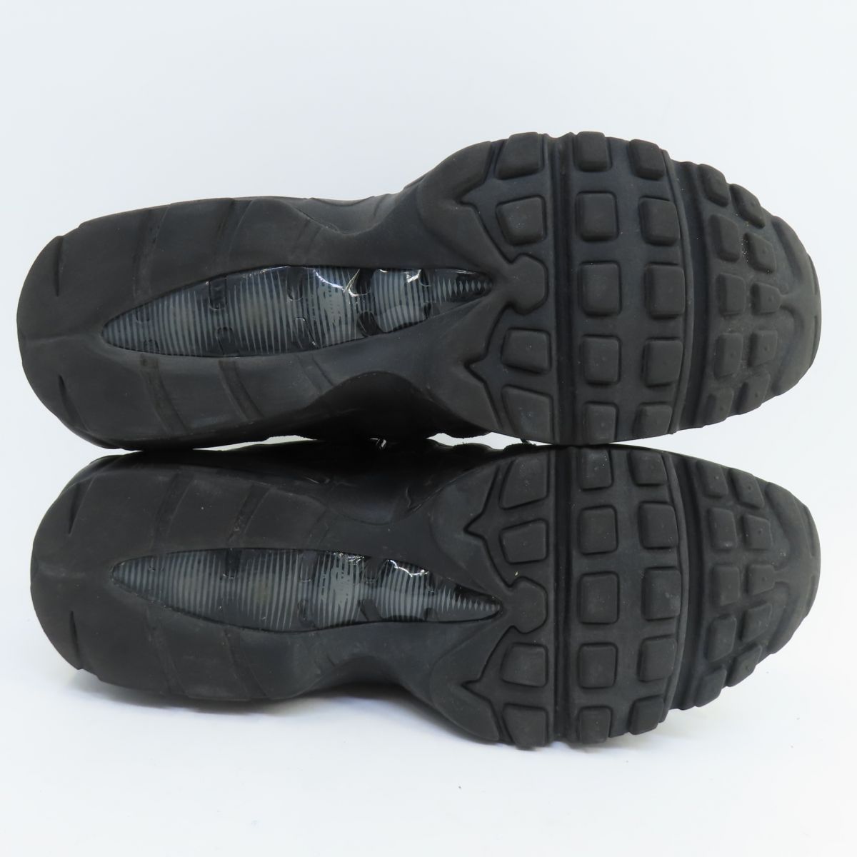 NIKE ナイキ AIR MAX 95 ESSENTIAL エア マックス エッセンシャル 