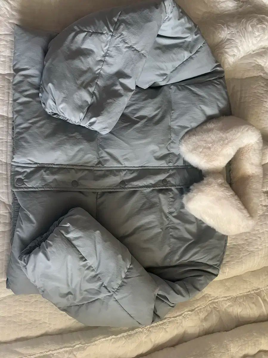 裸婦、美人画、絵画4F微笑み、山本英二、真作、肉筆、新品額縁、高塚