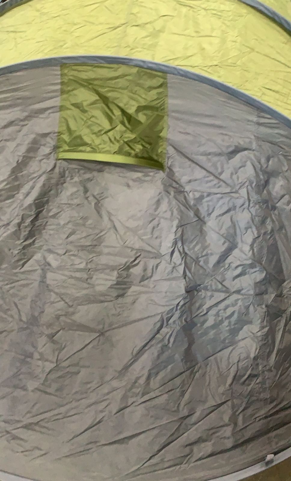 ポップアップテント