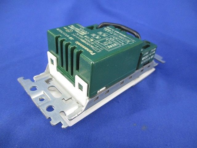 WTC 57582W 埋込逆位調光スイッチC LED埋込逆位相調