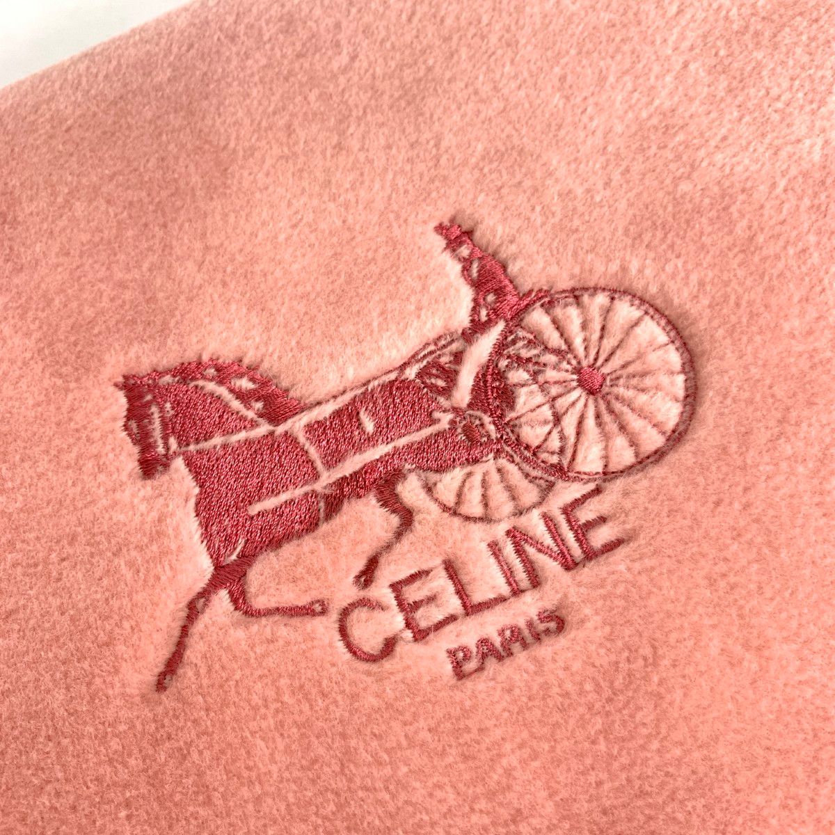 CELINE セリーヌ ボアシーツ トップ 140×240 馬車ロゴ刺繍/西川産業