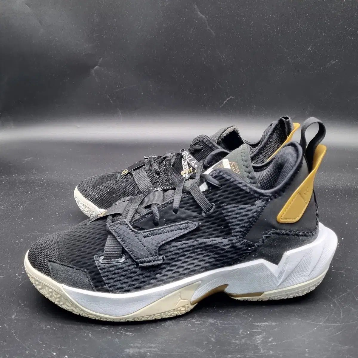 SANDICAST社製 ラブラドールレトリバー 子犬 ショップ アメリカ製