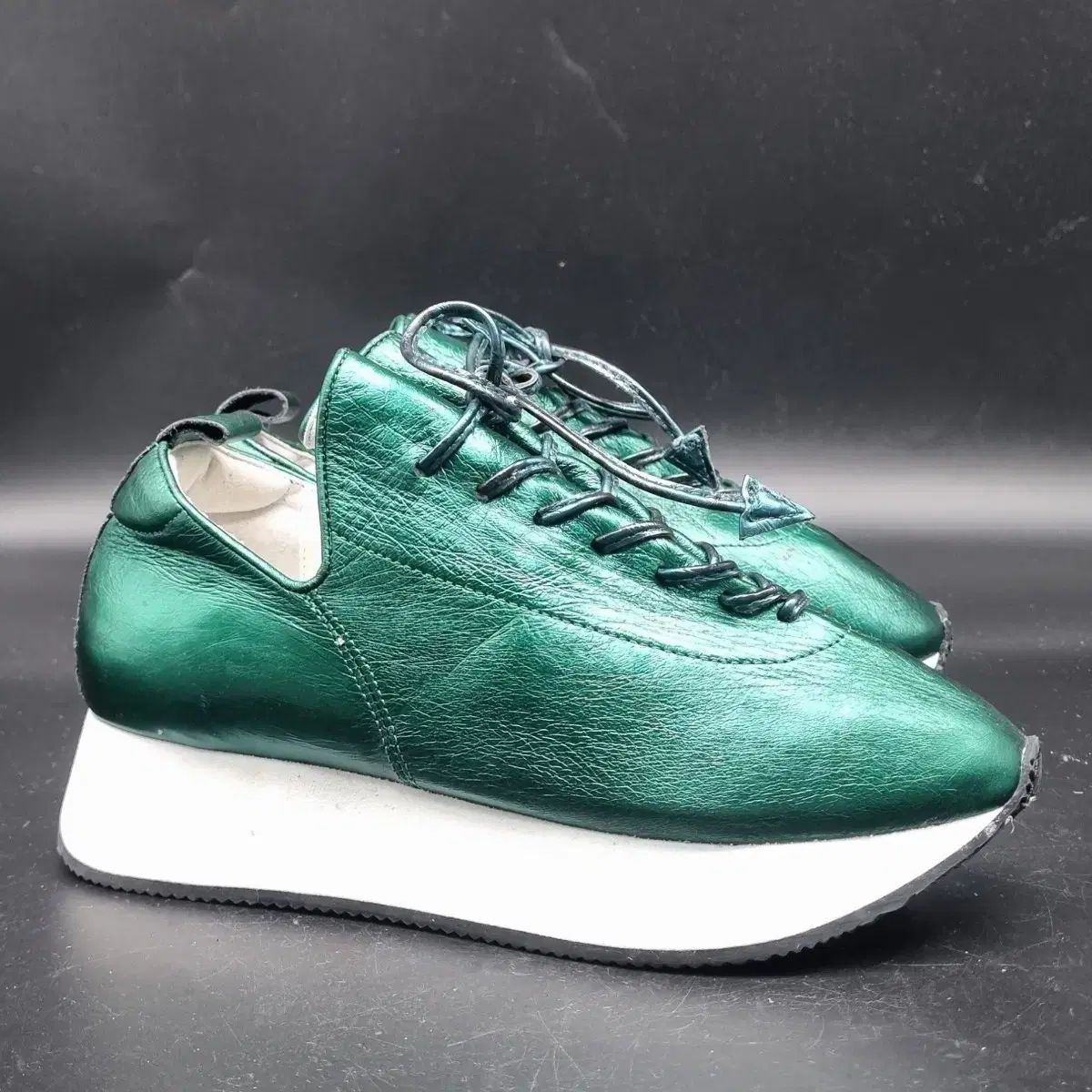 NAMUHANA リー スニーカー 実物画像あり 実際サイズ240 ヒール5