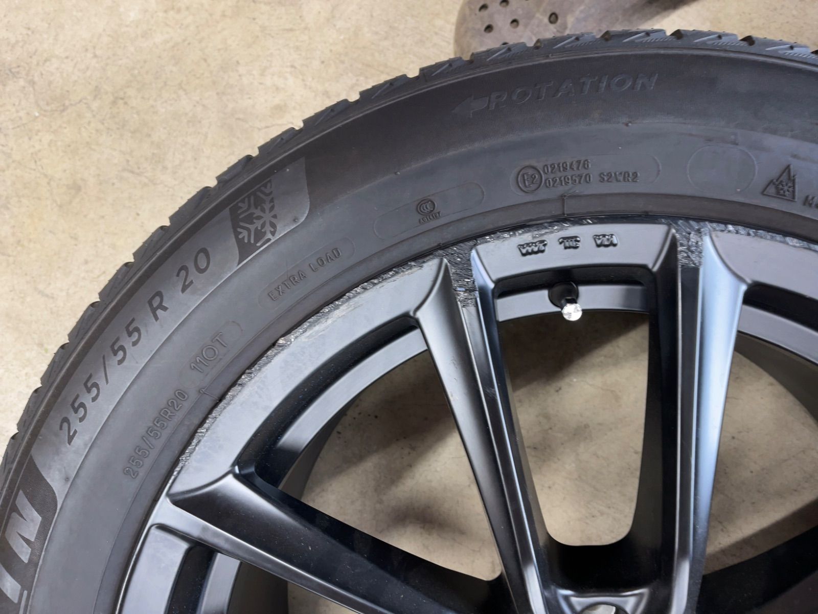  BMW X 7 G 07 ブレイトン ブラック ミシュラン スノー 20インチ 4本セット 20インチ タイヤ ホイールセット