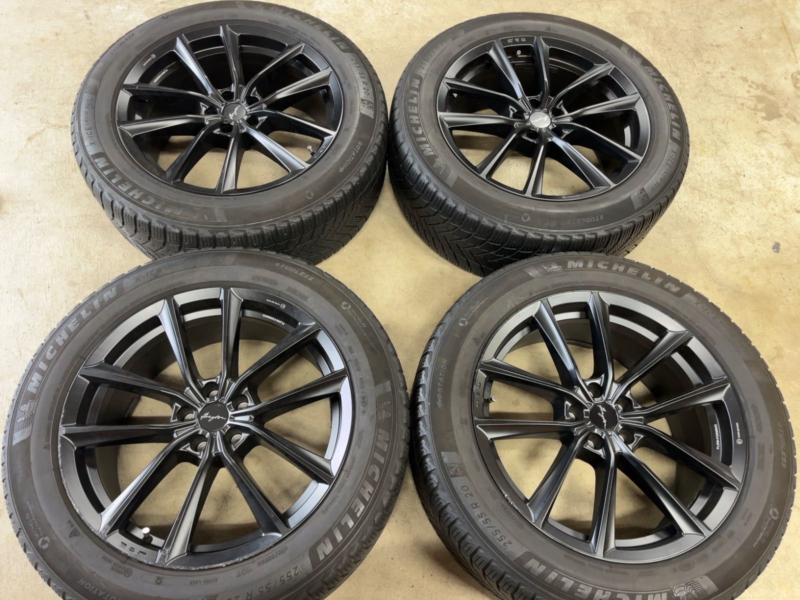 BMW X 7 G 07 ブレイトン ブラック ミシュラン スノー 20インチ 4本セット