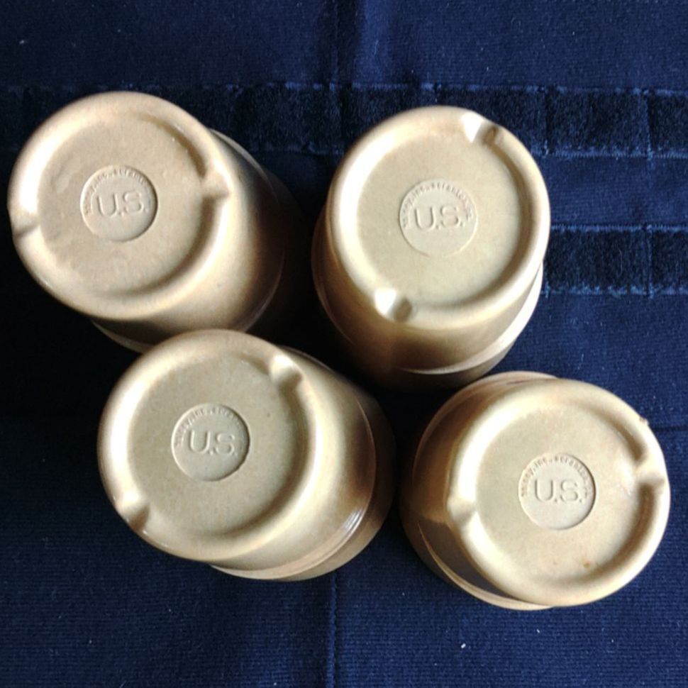 米軍実物】 US メラミンカップ(4個セット) - メルカリ