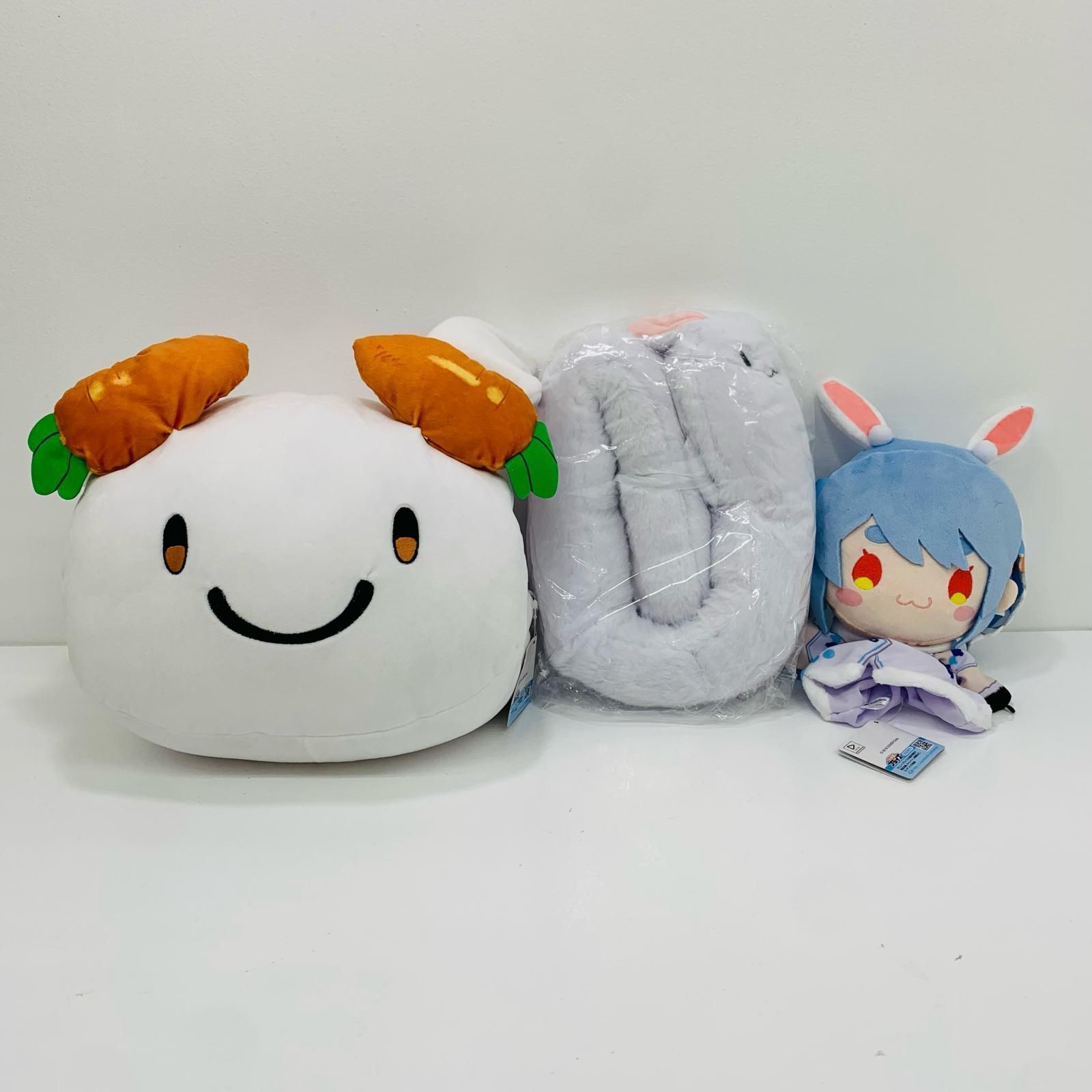 飾磨店】 中古 兎田ぺこら パペットぬいぐるみ&ぺこもんうでまくら