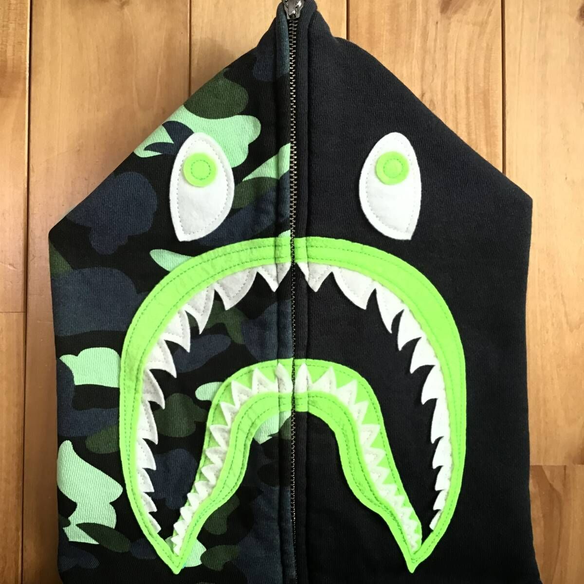 1st camo neon シャーク パーカー Lサイズ shark full zip hoodie a