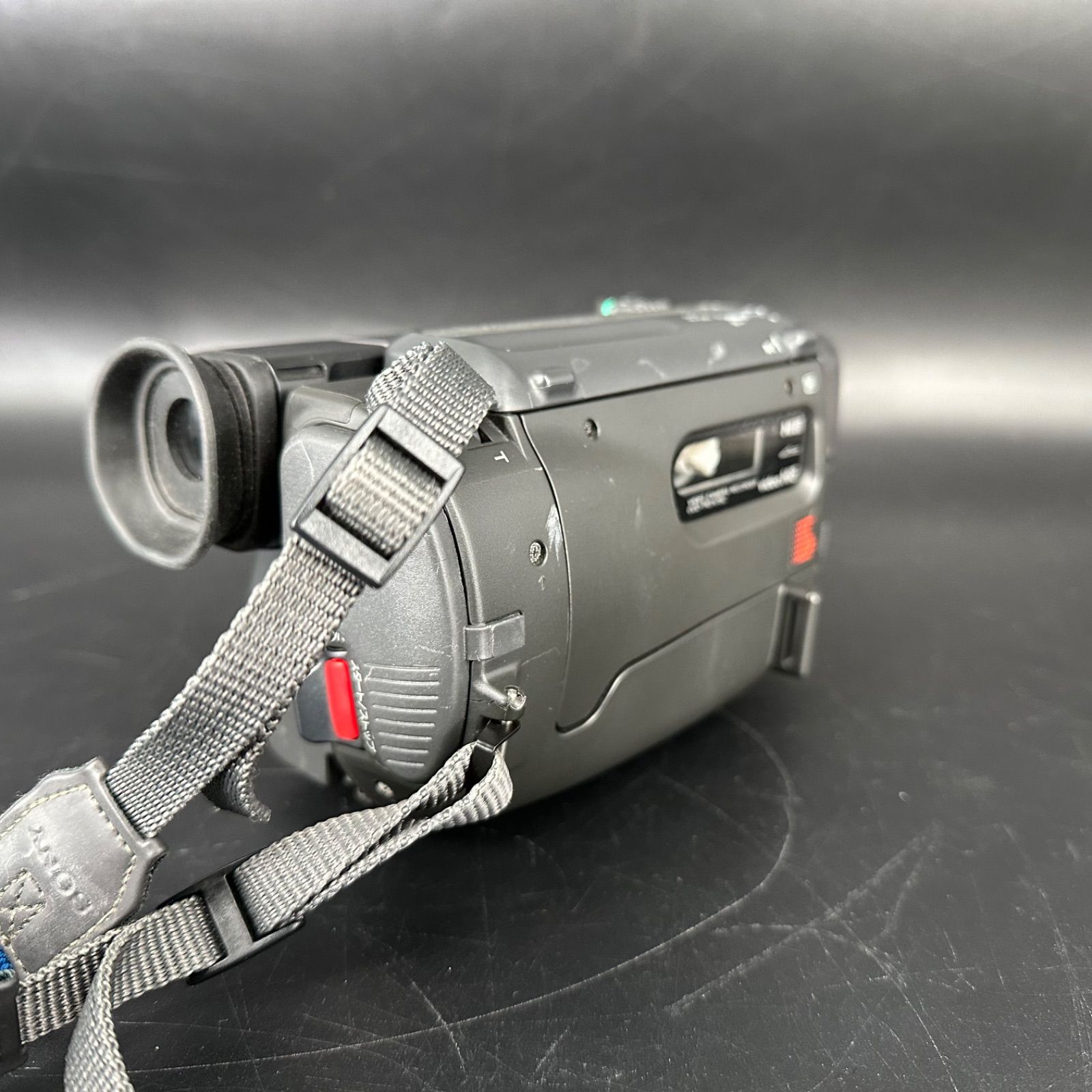 SONY CCD-TR3 ビデオカメラ Hi8 ソニー ハンディカム 8mm 現状品