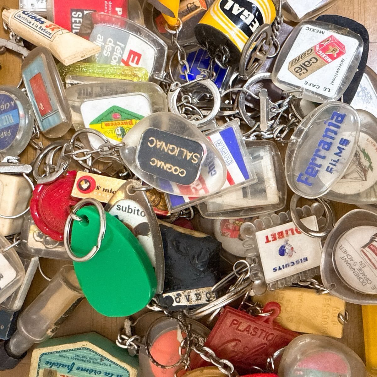 D】50個 フレンチキーホルダー ヴィンテージ まとめて まとめ売り 大量