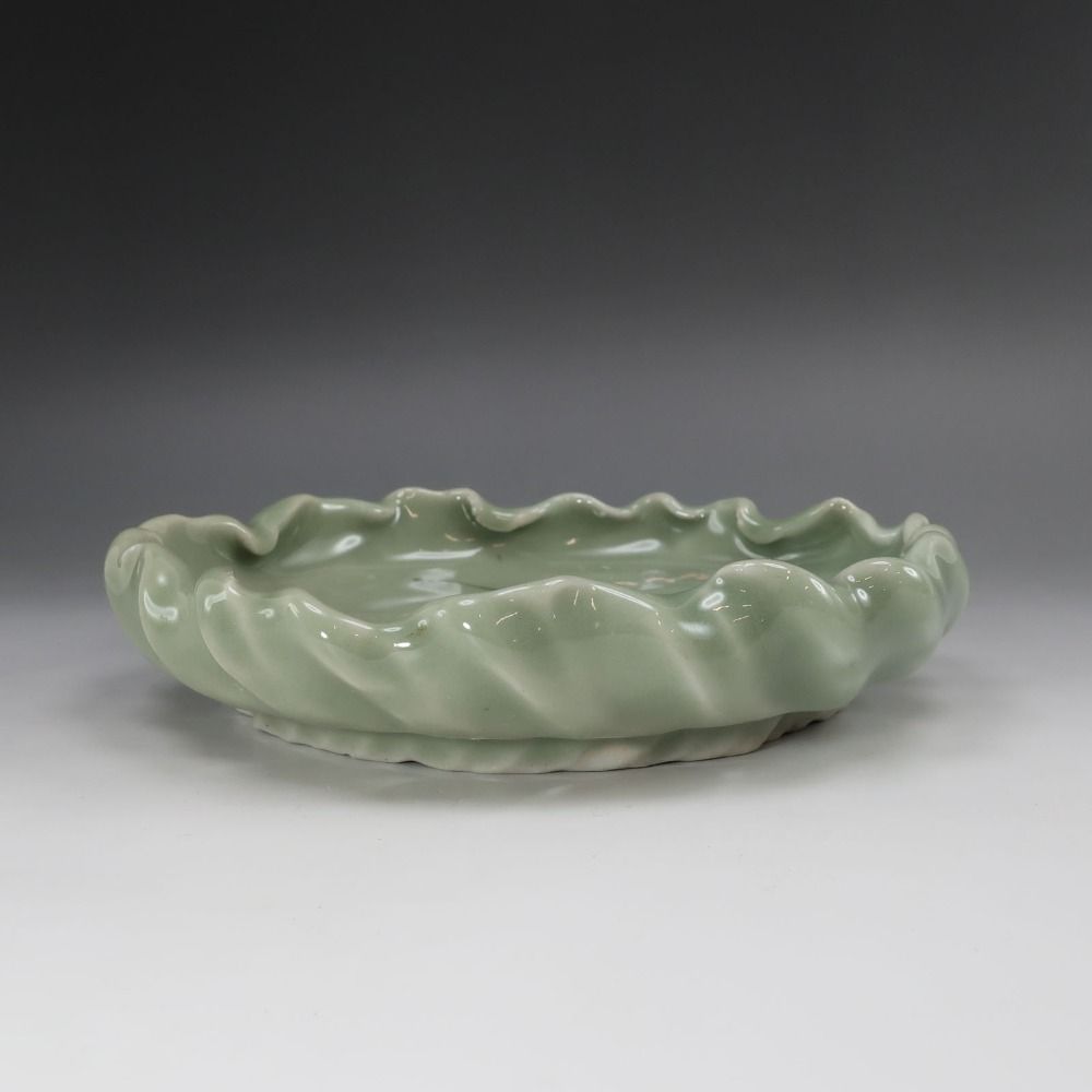 Seto ware 瀬戸焼 加藤春花 作 手練り青磁 蟹紋皿 陶磁器 _ その他 美術品 アンティーク コレクション ホビー 楽器 アート