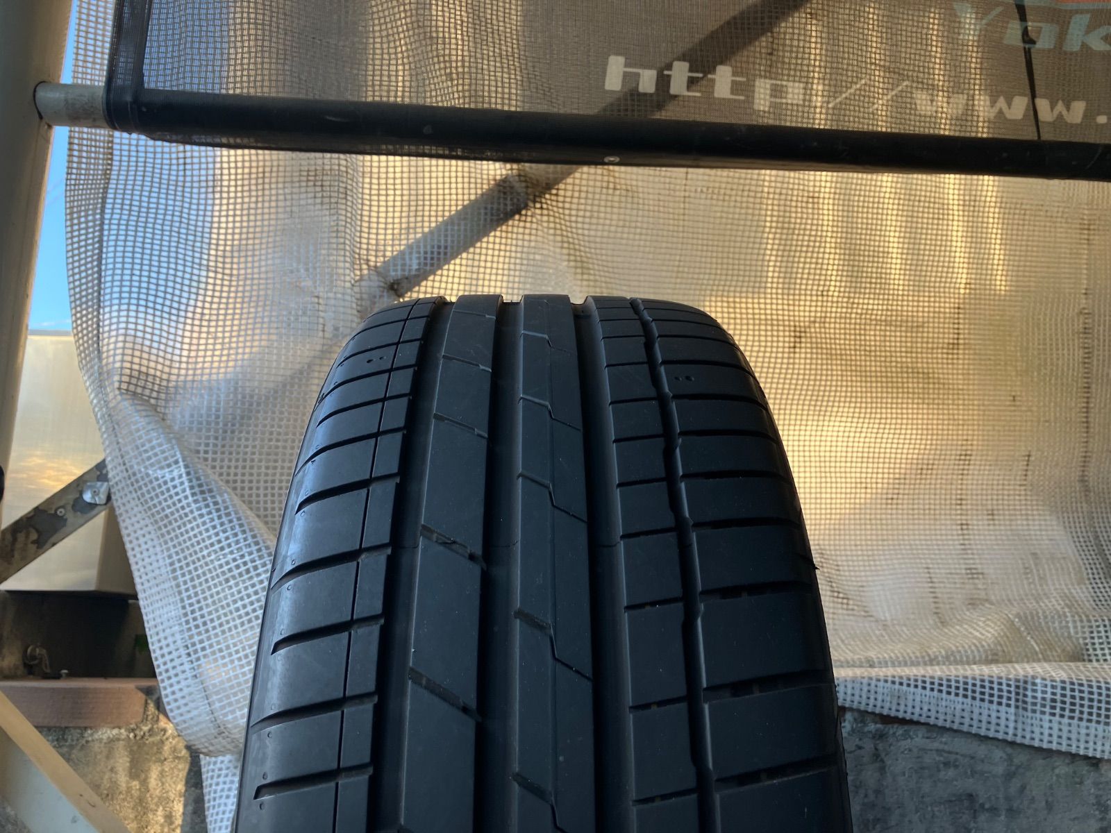 値下げ！[送料込み] 235/40R19 92Y 2023年製 HANKOOK VENTUS S1 EVO3 