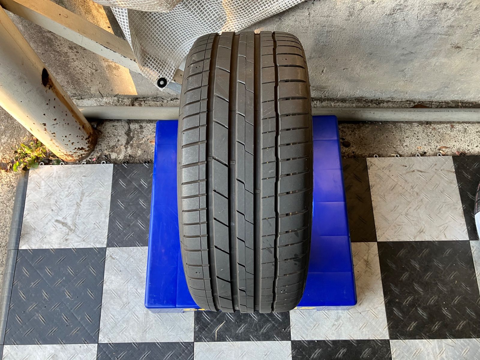 値下げ！[送料込み] 235/40R19 92Y 2023年製 HANKOOK VENTUS S1 EVO3 