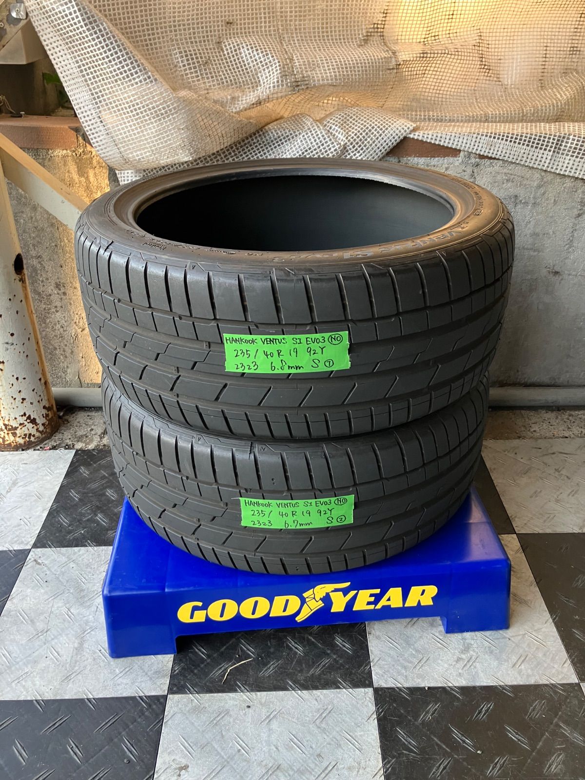 値下げ！[送料込み] 235/40R19 92Y 2023年製 HANKOOK VENTUS S1 EVO3