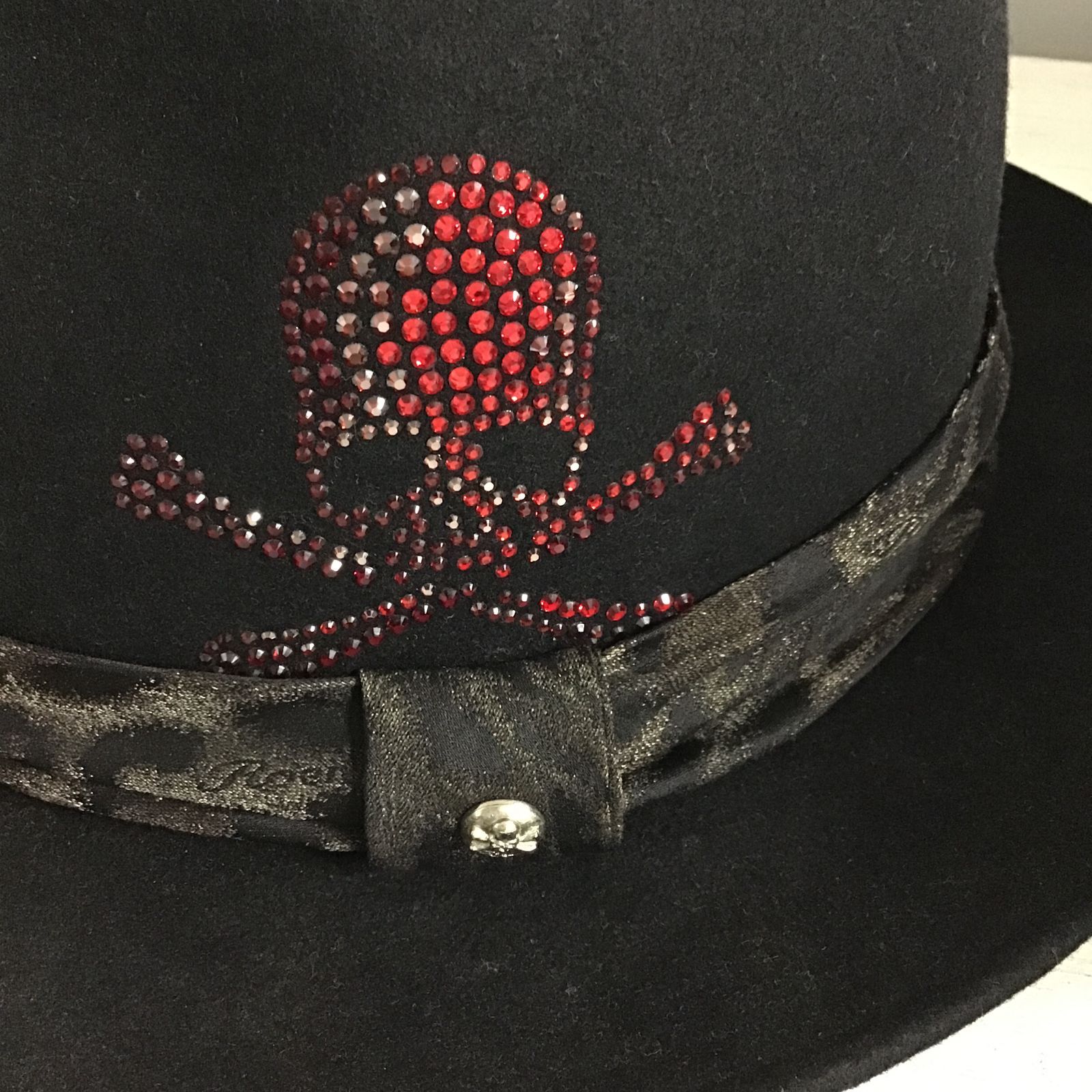 八戸791-1- Roen ロエン ハット スカルスタッズ ブラック 80