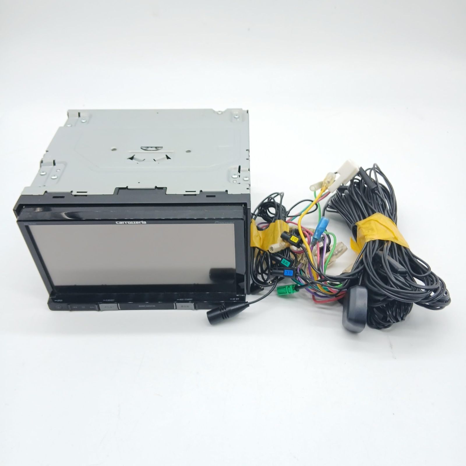 No.4267 Pioneer カーナビ AVIC-RZ901 7インチ 2D(180mm) 楽ナビ 無料