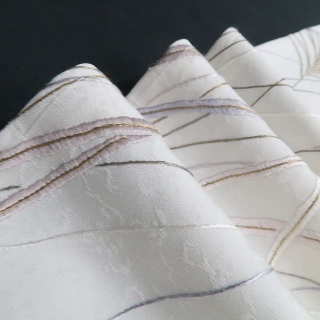 ❁tomihisa❁新品 山口美術織物謹製 刺繍 着物 正絹 仕付け糸付 トール