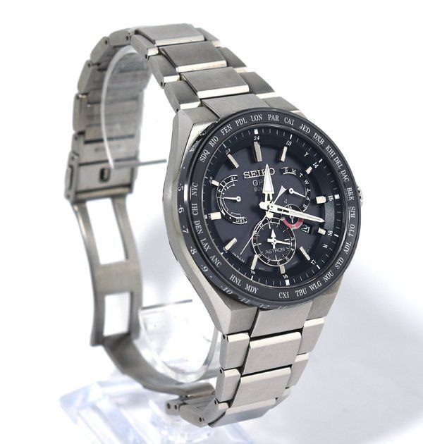 SEIKO セイコー ASTRON アストロン 8 Xシリーズ エグゼクティブライン SBXB 123 X 53 0 AV 2 ソーラー メンズ