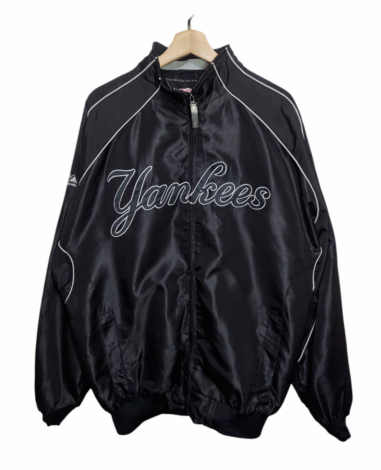 Majestic New York Yankees ジャケット M Majestic（マジェスティック） New York Yankees ナイロントラック