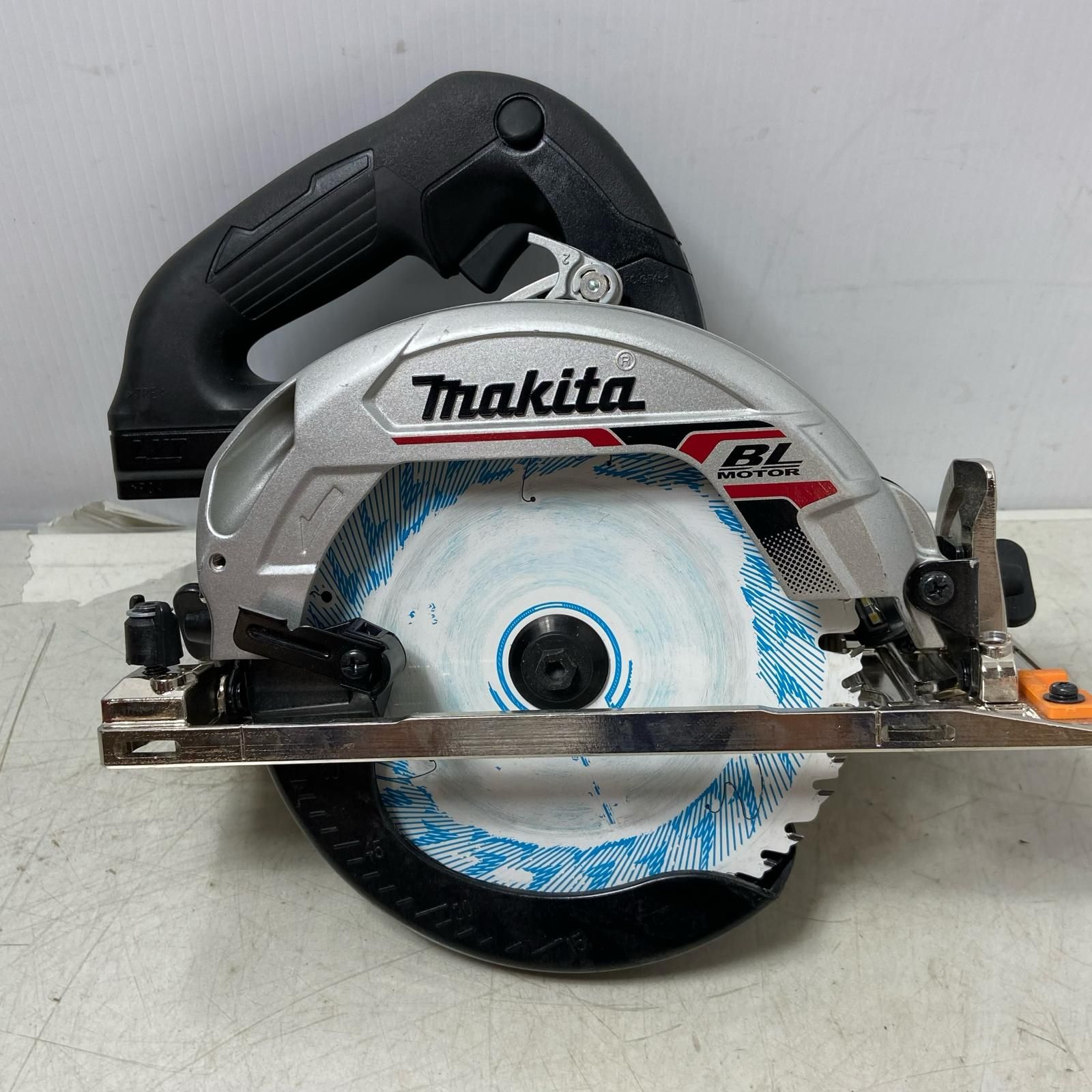 ΦΦMAKITA マキタ 18 V 165 mm充電式マルノコ HS 631 D ブラック