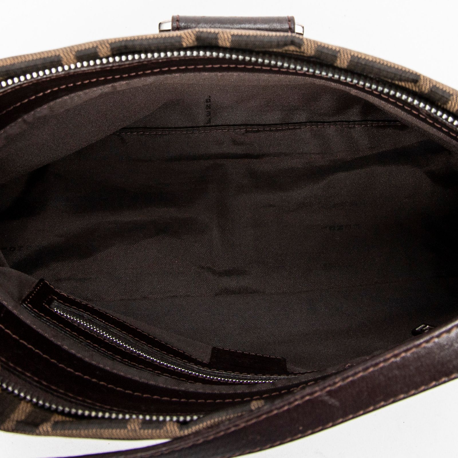 フェンディフロントスリップポケットホーボーブラウン