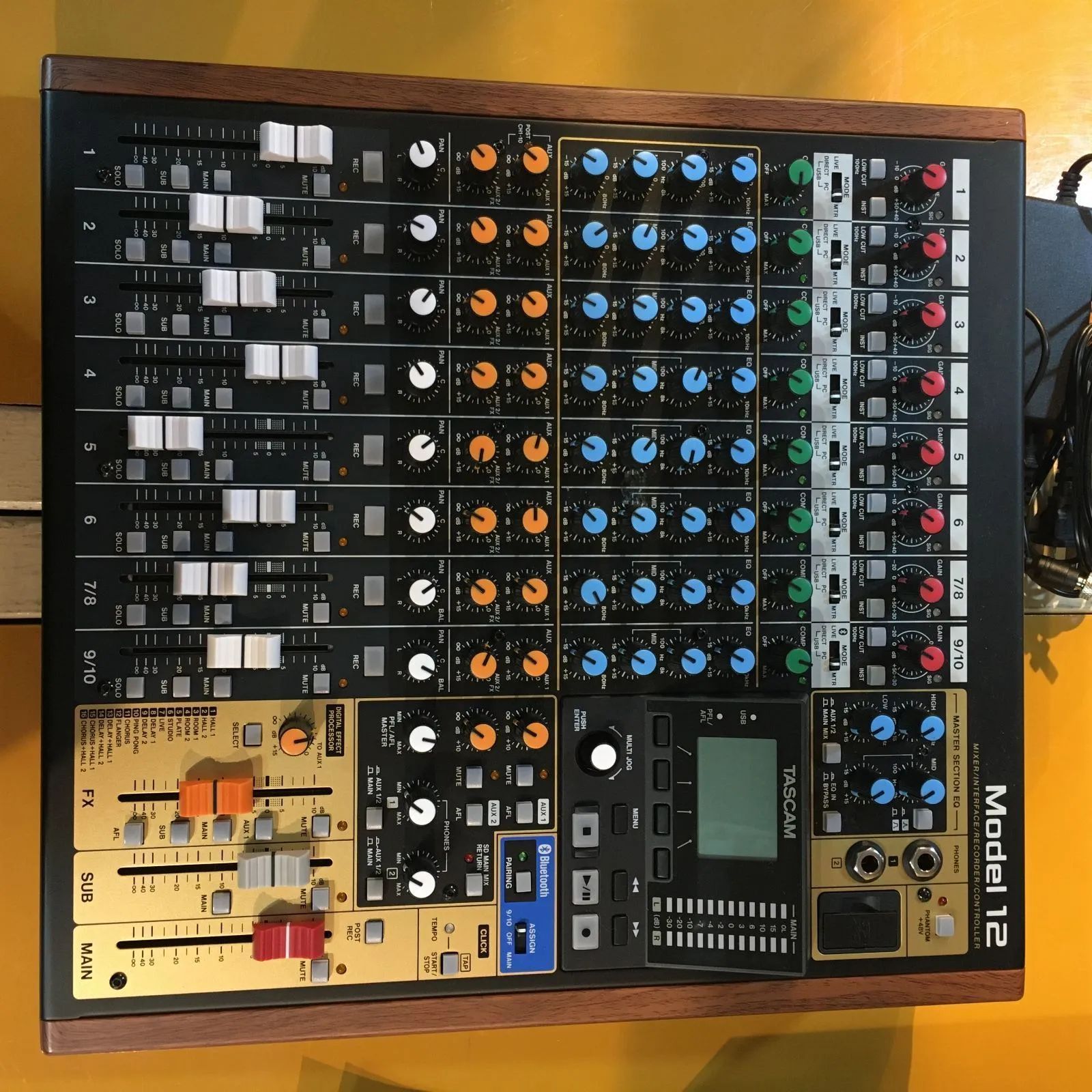 63 2 1126 TASCAM Model 12 ミキサー マルチトラックレコーダー インターフェイス タスカム 店舗併売品