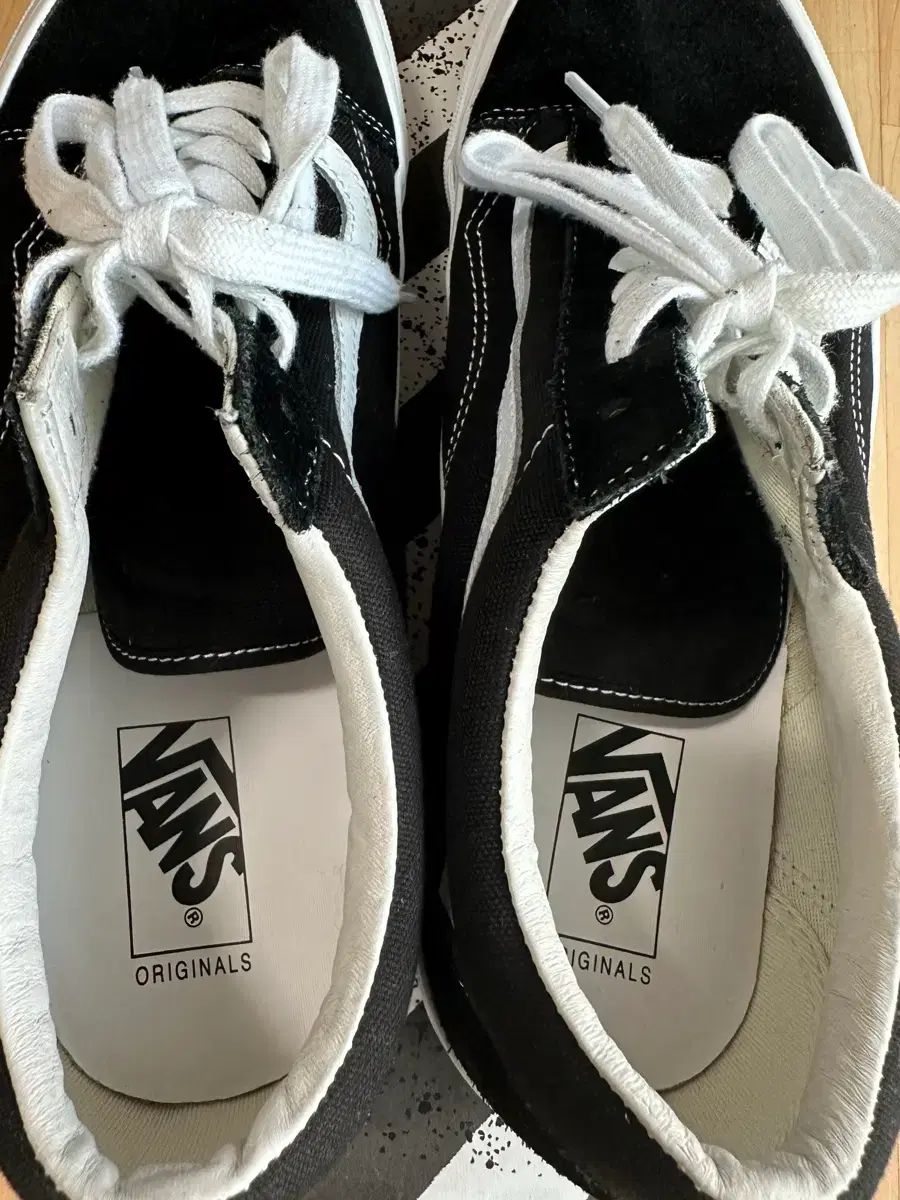 VANS ボルト OG オールドスクール LX ブラック 295 - メルカリ