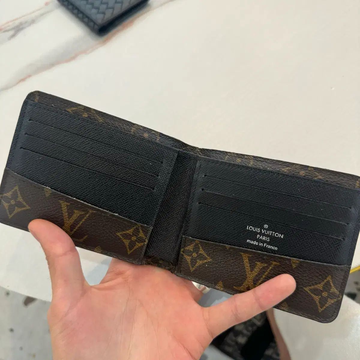 Louis Vuitton ルイヴィトン マカサー モノグラム 二つ折り財布