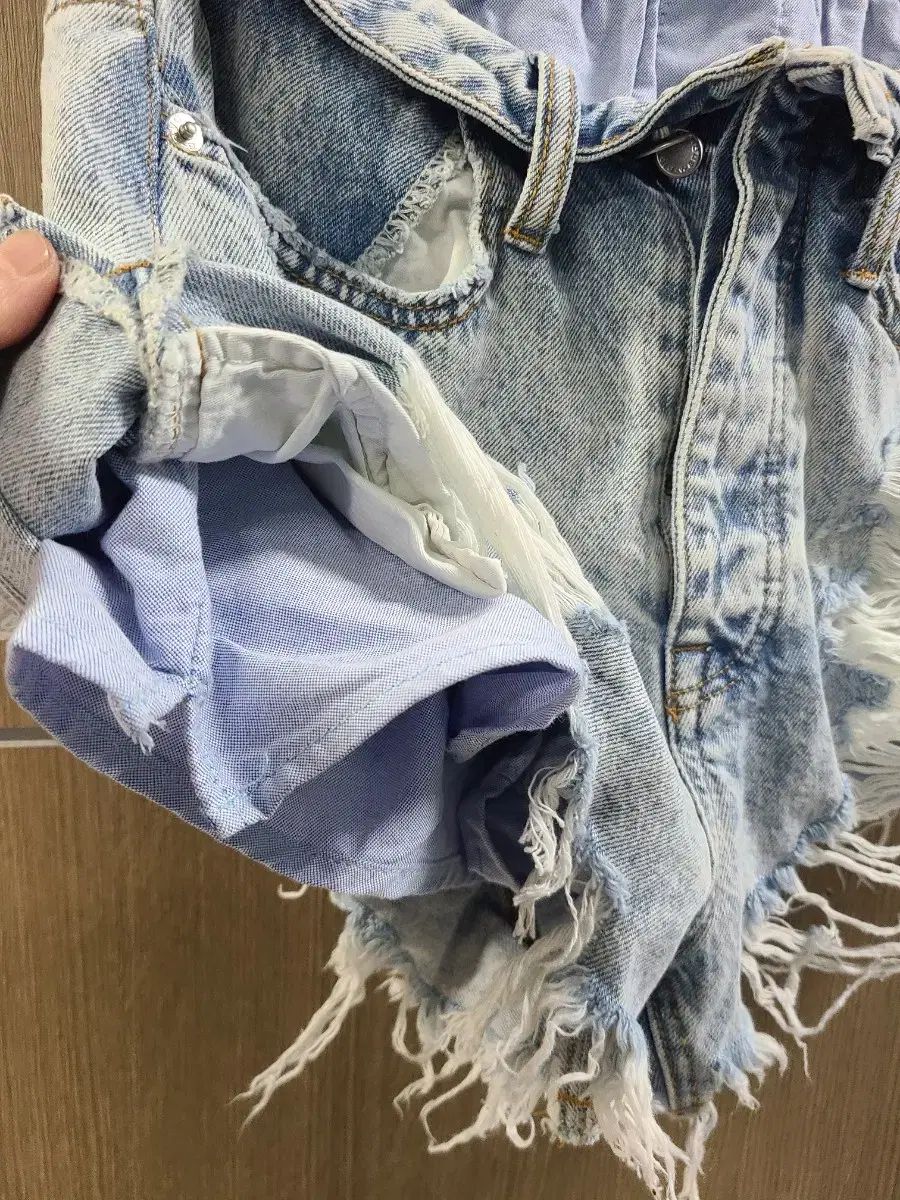 Alexander Wang デニム ハーフパンツ ダメージ ウォッシュ