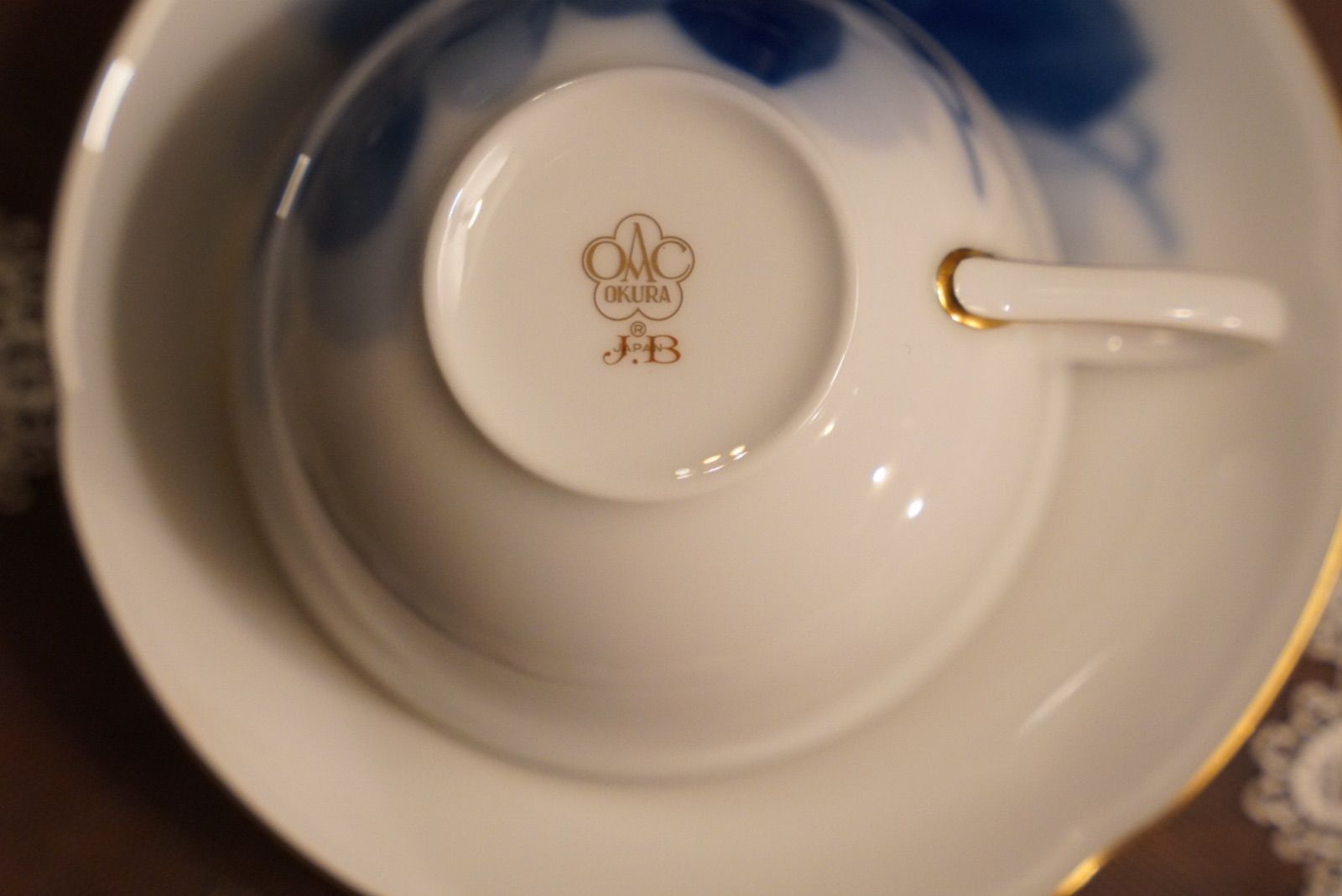 トリオセット 透きとおる青と白の花影が咲く