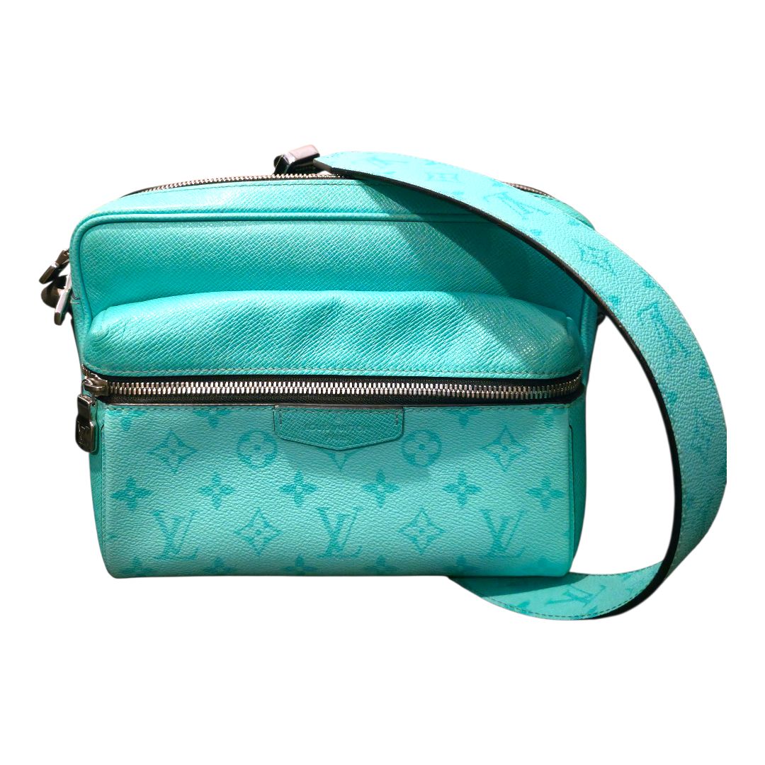 ルイヴィトン アウトドア メッセンジャー PM ターコイズブルー