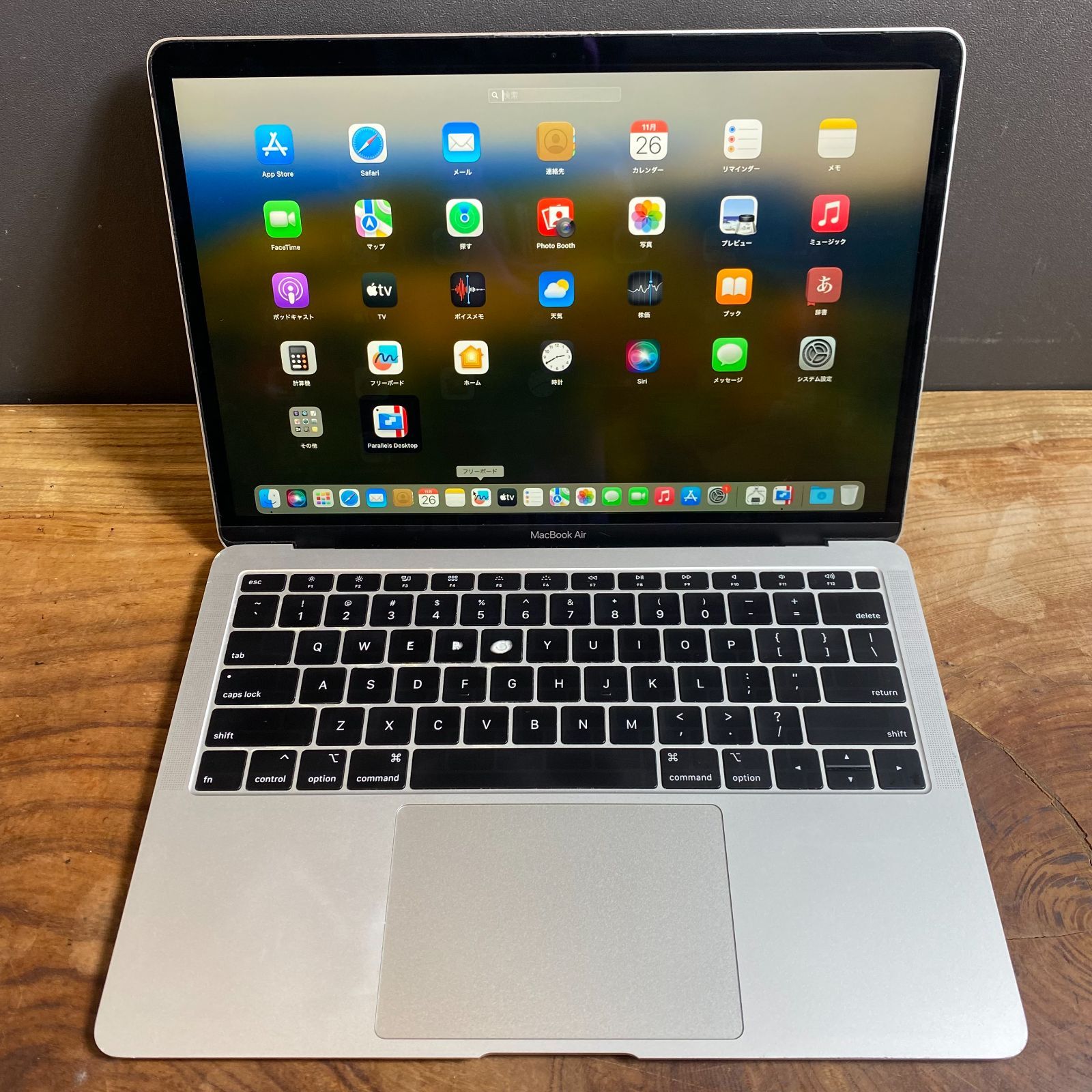 Apple MacBook Air 13 inch 2019 Core i 5 1.6 GHz メモリ16 GB Windows 11 Office 2025 604