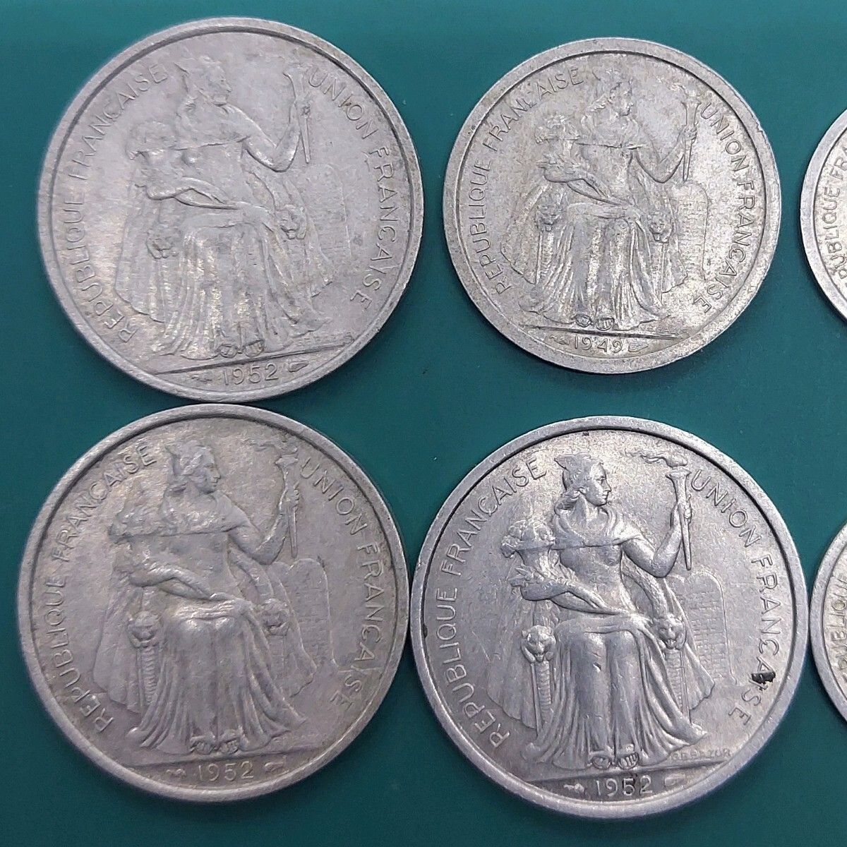 フランス海外領土ニューカレドニア 5フラン×3点(1952年) ・2フラン×1点