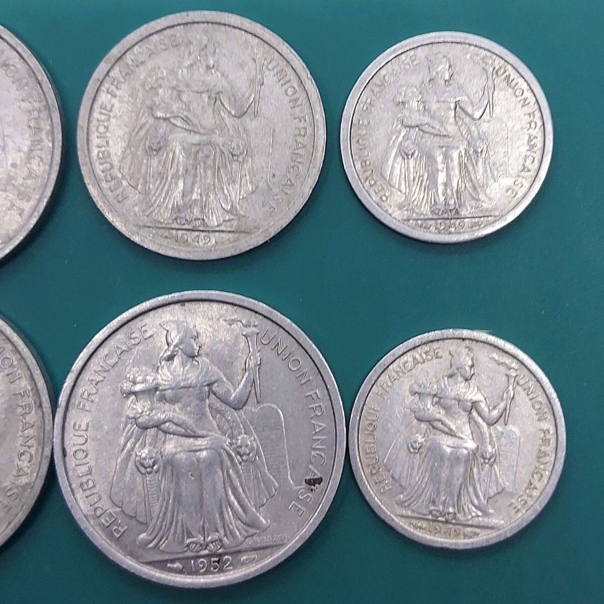 海外の硬貨 フランス海外領土ニューカレドニア 5フラン×3点(1952年) ・2